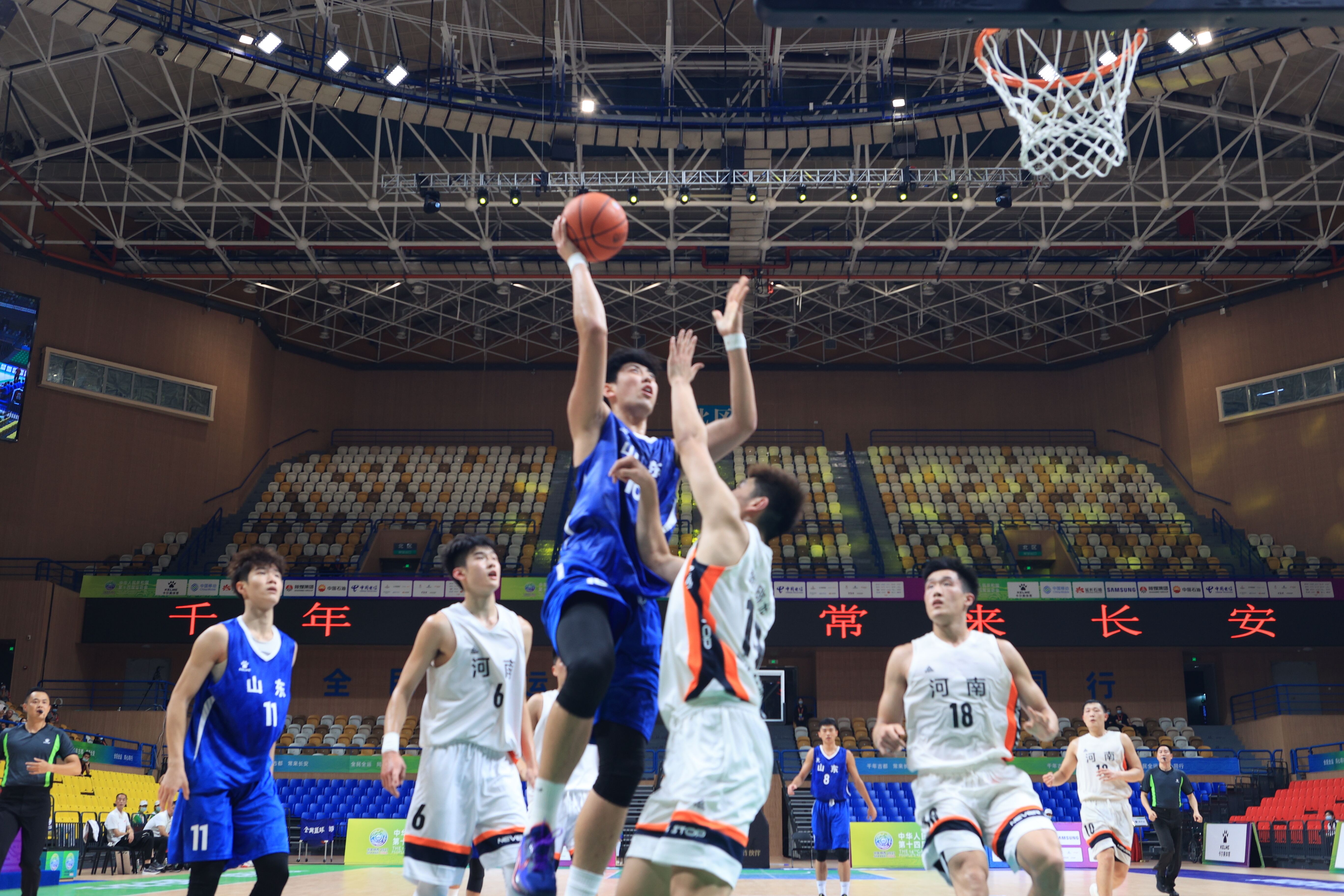 俱乐部须透 俱乐部须透